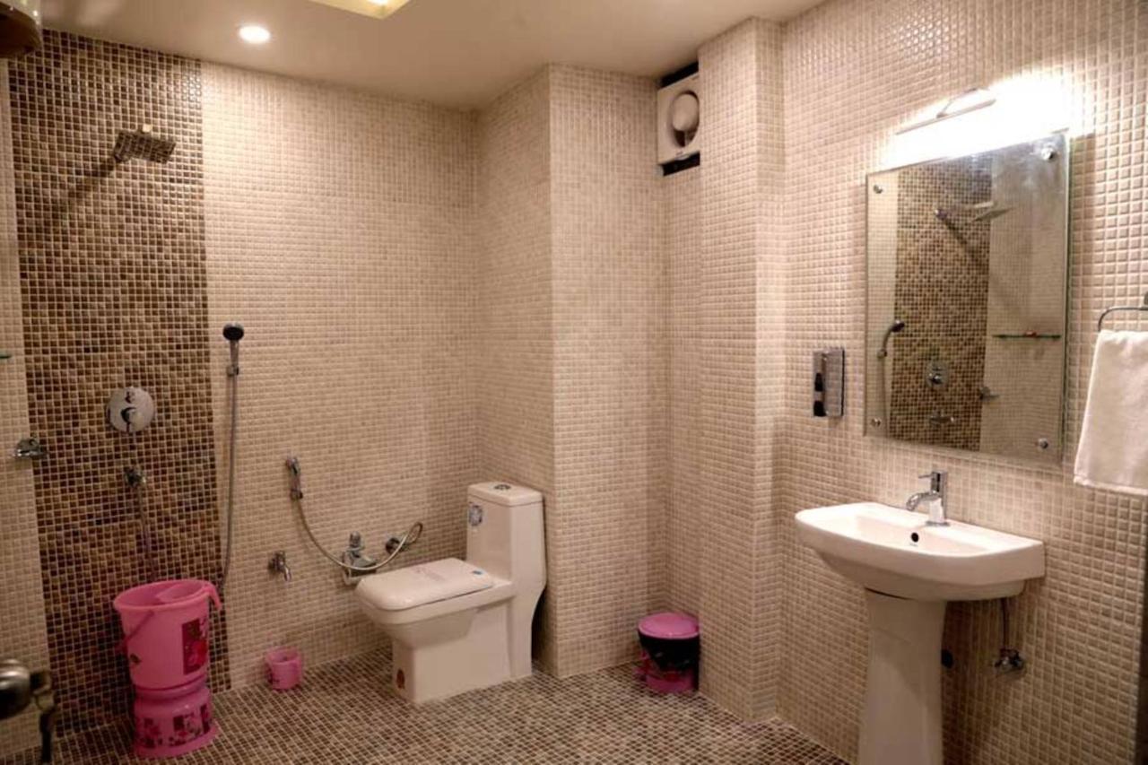 Hotel Vinayak Lifestyle Hotels Lucknow Luaran gambar