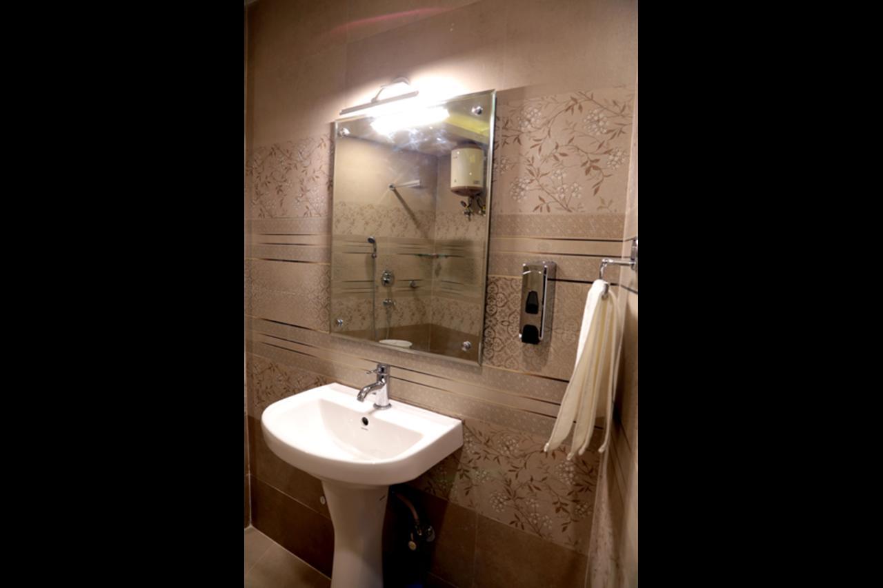 Hotel Vinayak Lifestyle Hotels Lucknow Luaran gambar