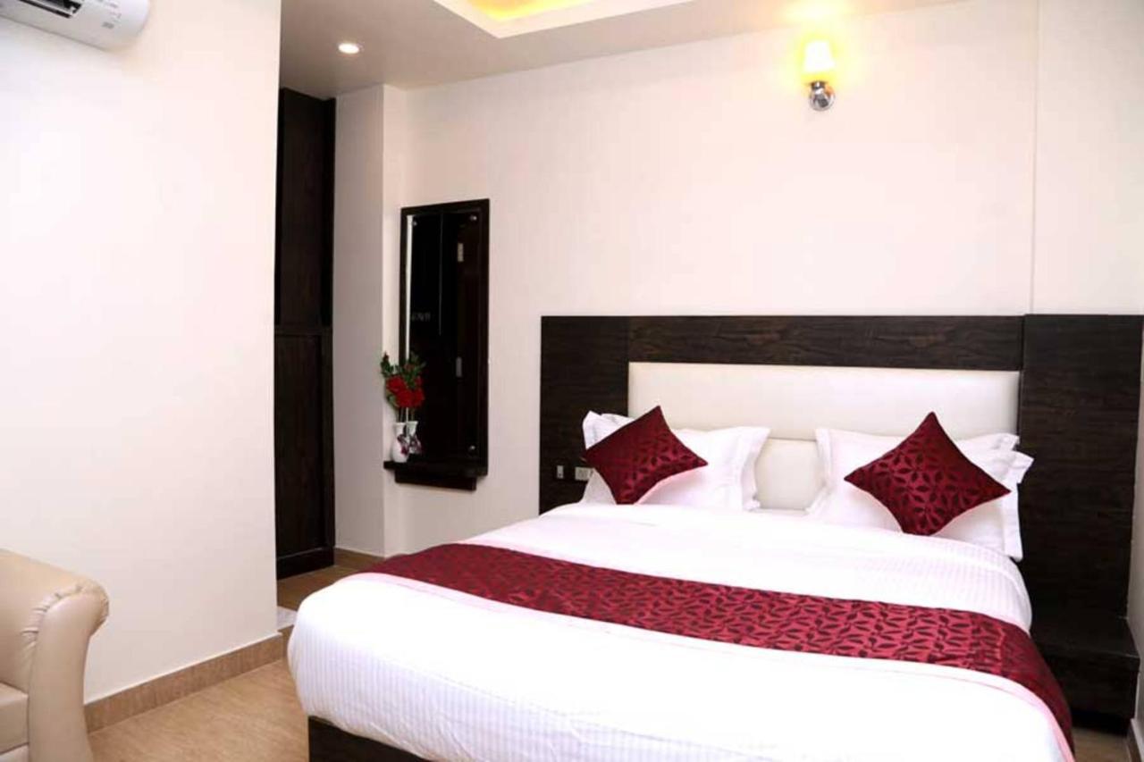 Hotel Vinayak Lifestyle Hotels Lucknow Luaran gambar