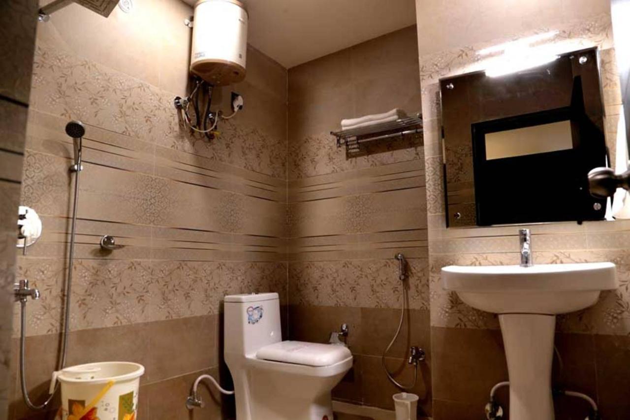 Hotel Vinayak Lifestyle Hotels Lucknow Luaran gambar